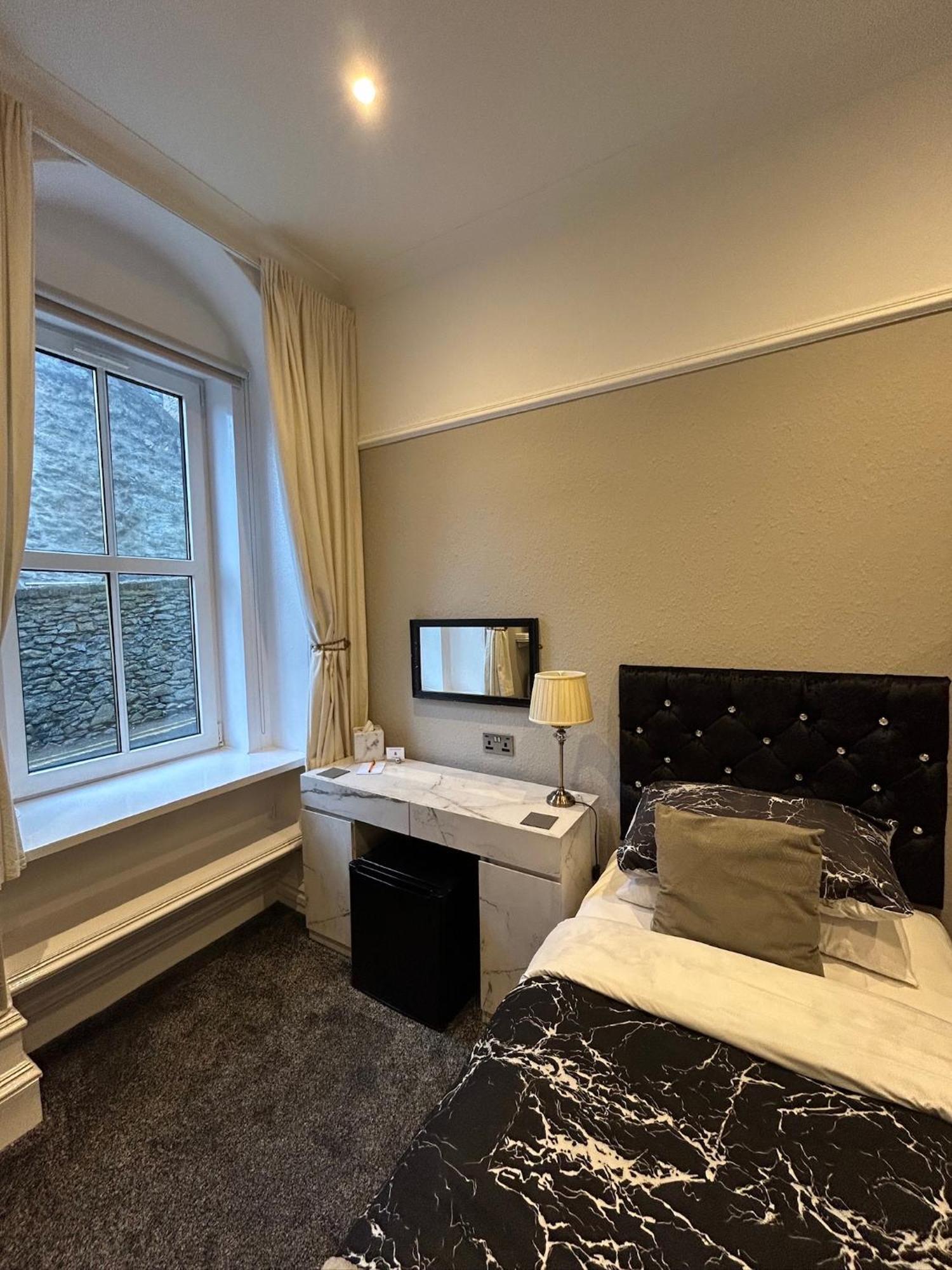 Lochnagar Guest House 阿伯丁 外观 照片